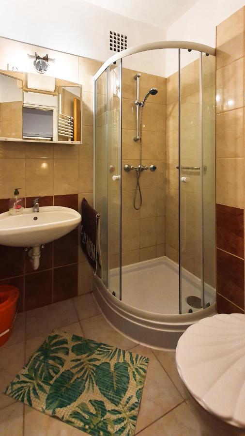 Harmonia Apartmanhaz Balatonlelle Exterior photo