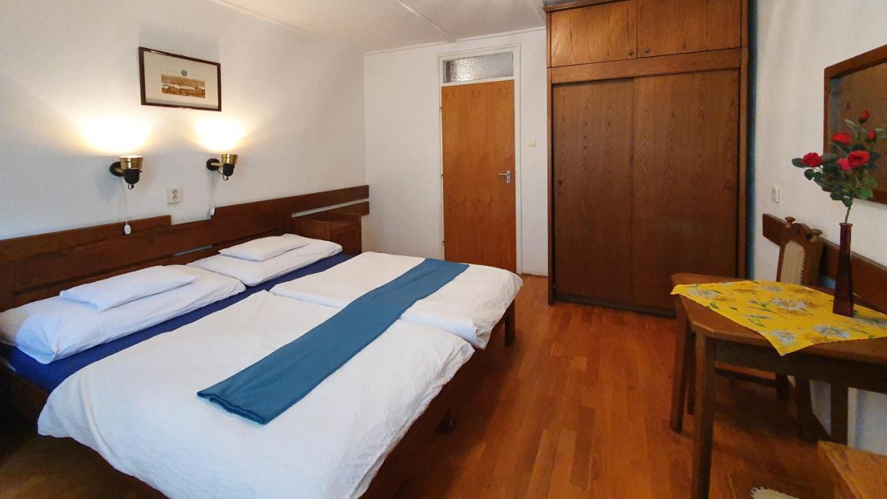 Harmonia Apartmanhaz Balatonlelle Exterior photo