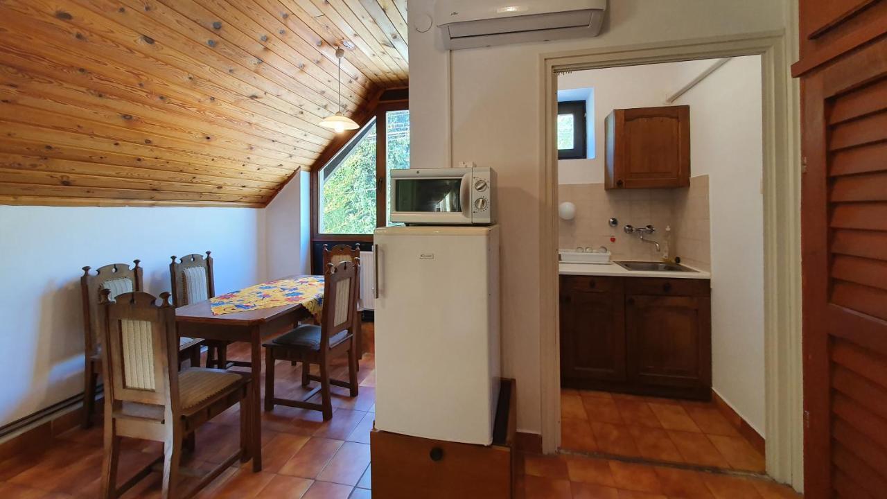 Harmonia Apartmanhaz Balatonlelle Exterior photo