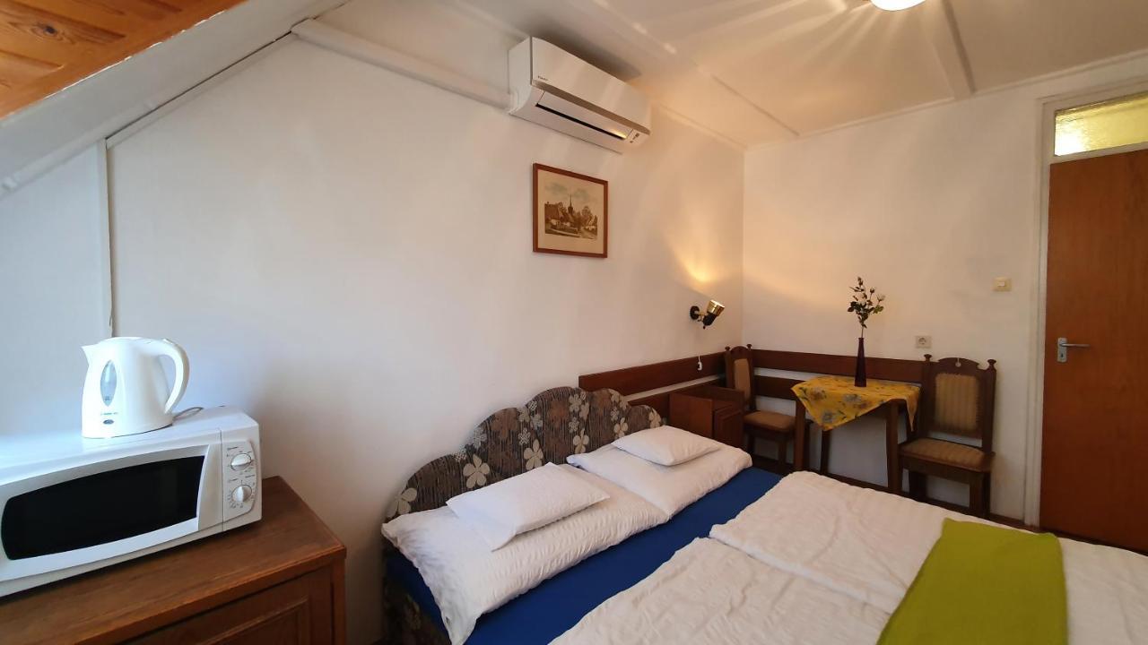 Harmonia Apartmanhaz Balatonlelle Exterior photo