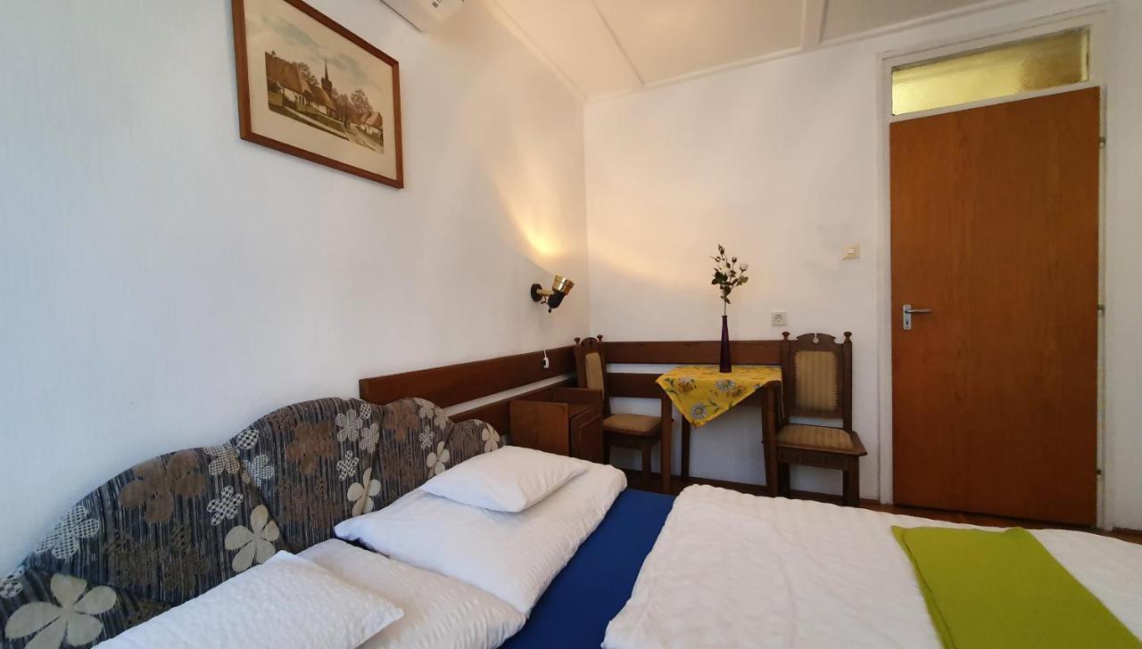 Harmonia Apartmanhaz Balatonlelle Exterior photo