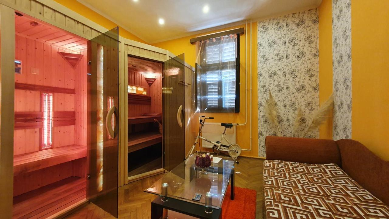 Harmonia Apartmanhaz Balatonlelle Exterior photo