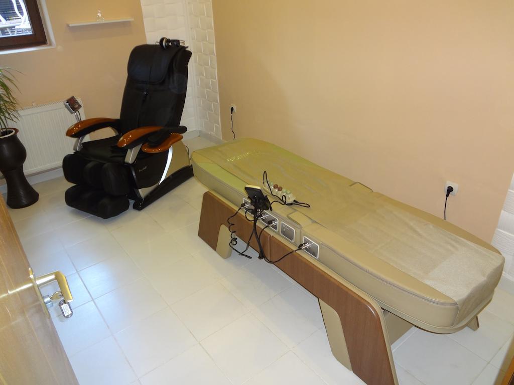 Harmonia Apartmanhaz Balatonlelle Exterior photo